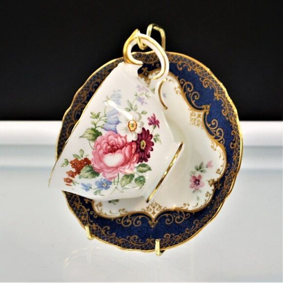 Crown Staffordshire A15841 Cobalt Blue And Gold Floral Tea Cup & Saucer Set - Picture 2 of 9